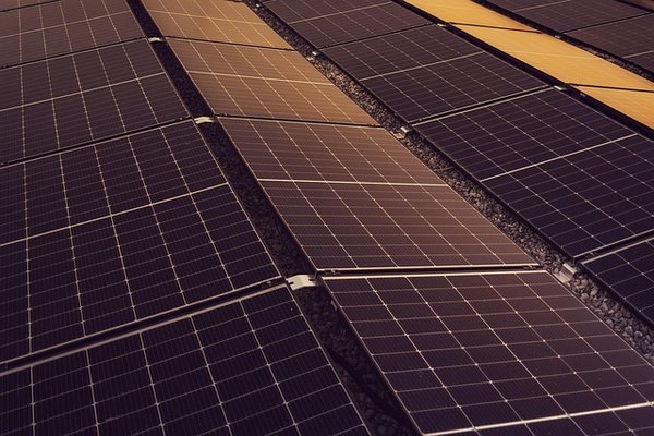 Panneau solaire photovoltaïque : découvrez l'excellence écologique